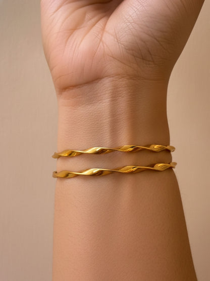 18K Gold Spiral Bangle – Anti Tarnish Stainless Steel Kada