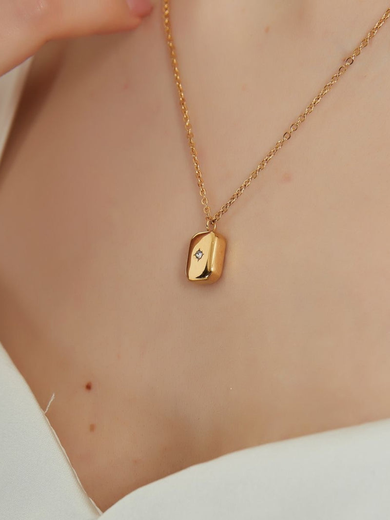 18K Gold Star Bar Pendant Necklace | Anti Tarnish Everyday Chain