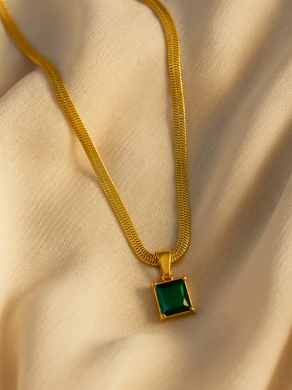 Emerald Stone Neckpiece | 18K Gold-Plated Stainless Steel Necklace