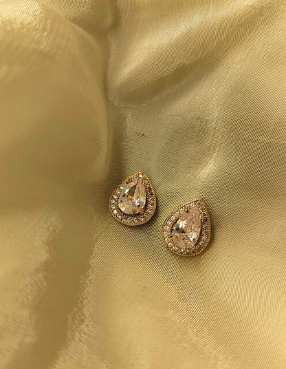 Teardrop Solitaire Studs