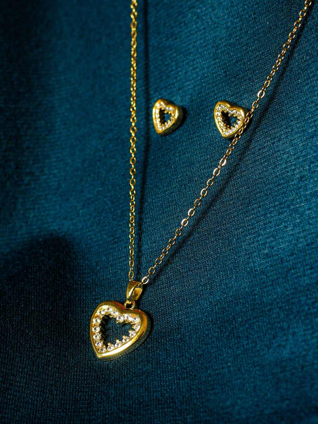 Dainty Heart Studded Jewelry Set – Gold-Plated Necklace & Earrings