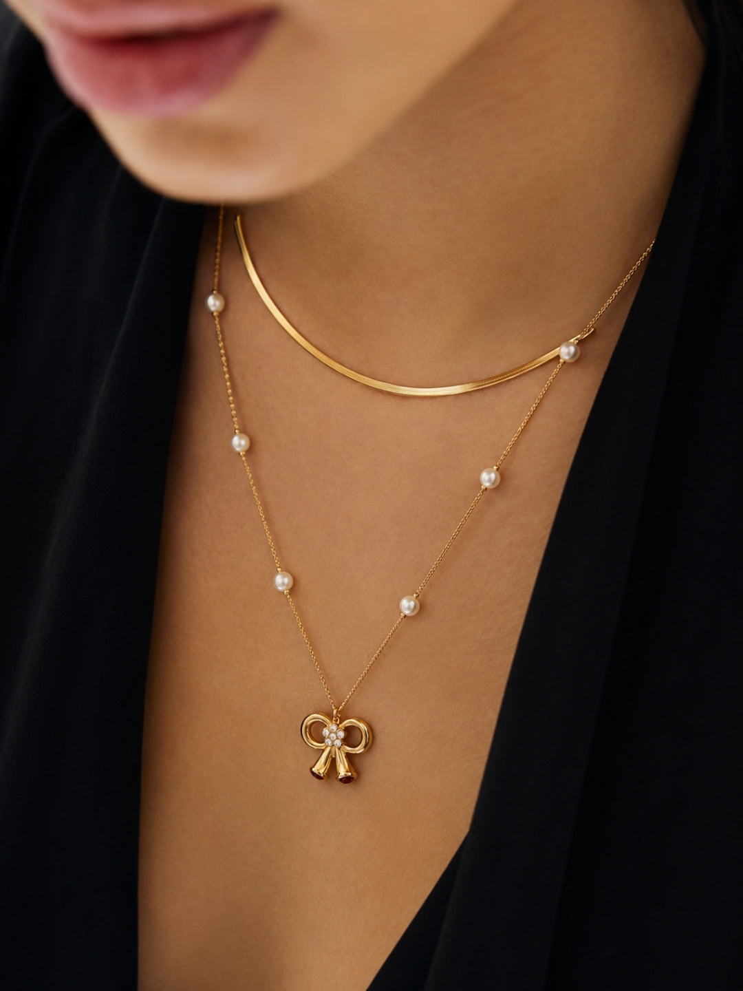 Bow & Pearl Layered Necklace Set