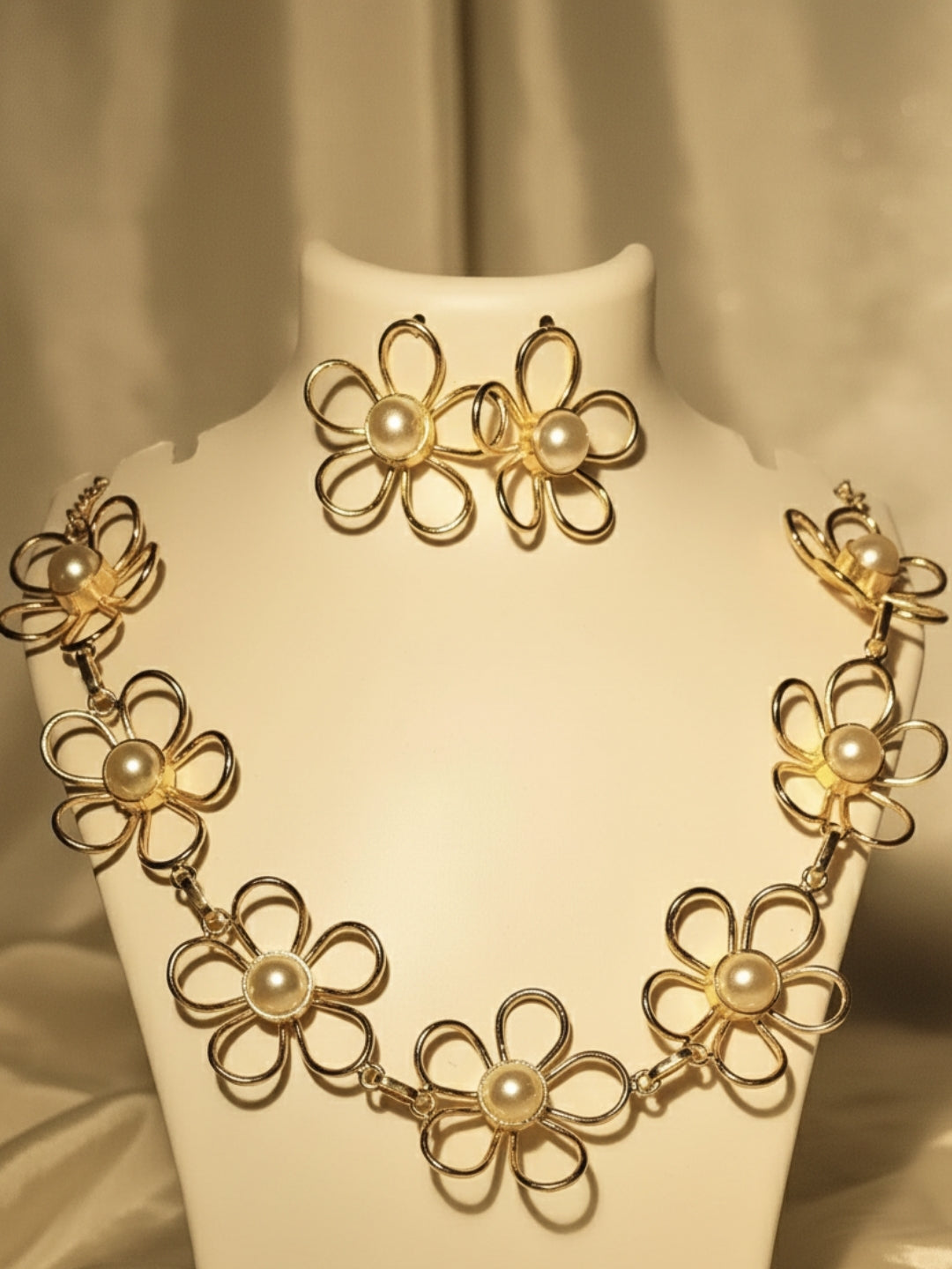 Floral Pearl Set