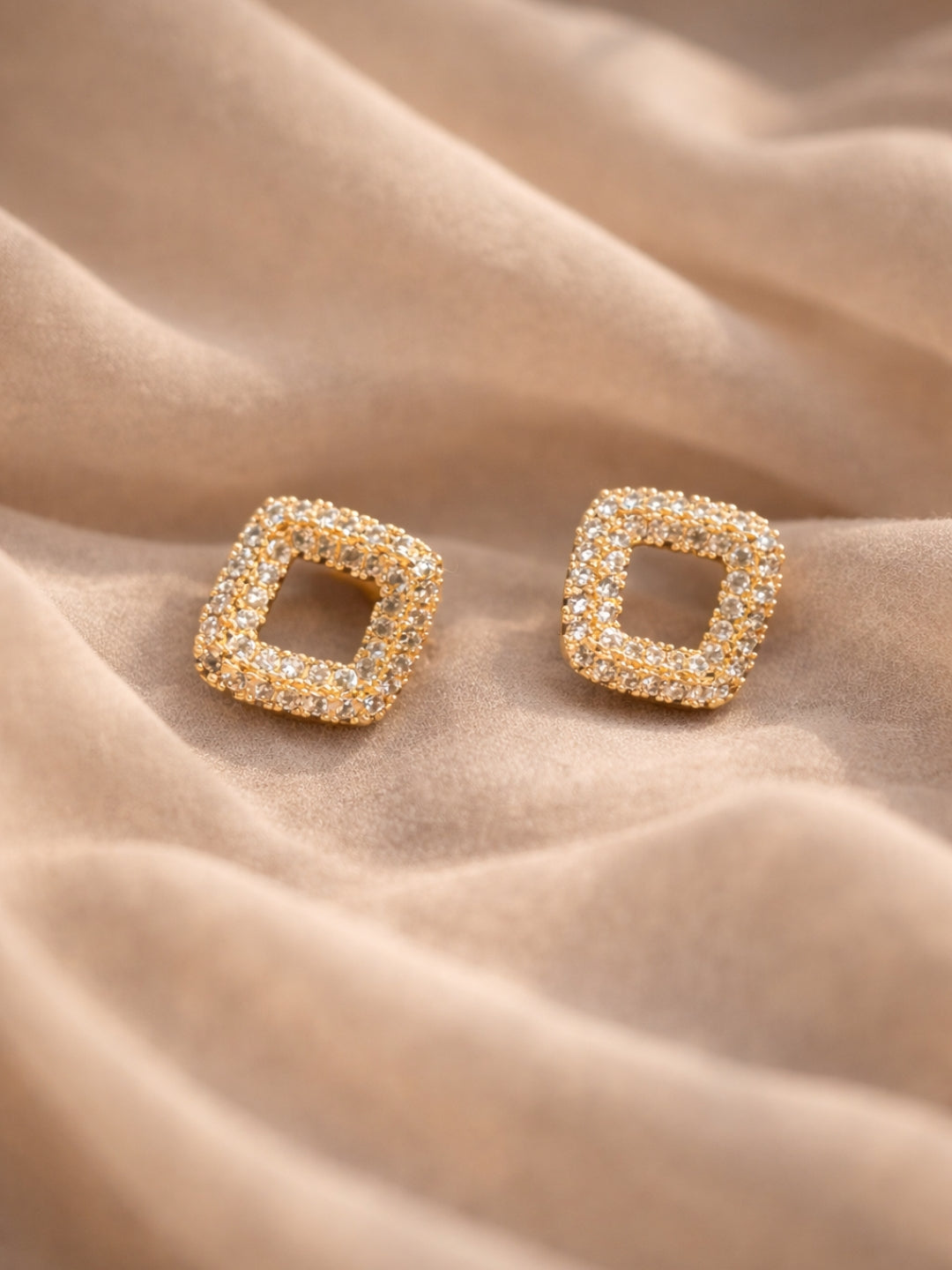 Quad Curve CZ Stud Earrings – 18K Gold Plated Anti Tarnish