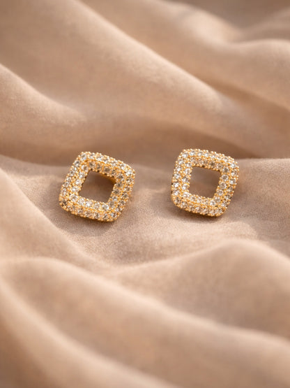 Quad Curve CZ Stud Earrings – 18K Gold Plated Anti Tarnish