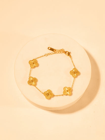 Golden Clover Chain Bracelet