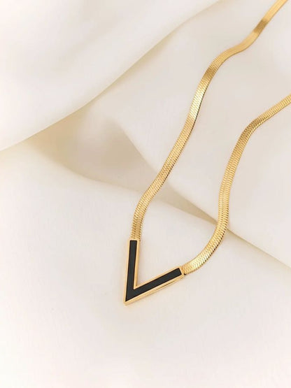 Black V Neckpiece – 18K Gold Plated Black Onyx Necklace (Anti-Tarnish)