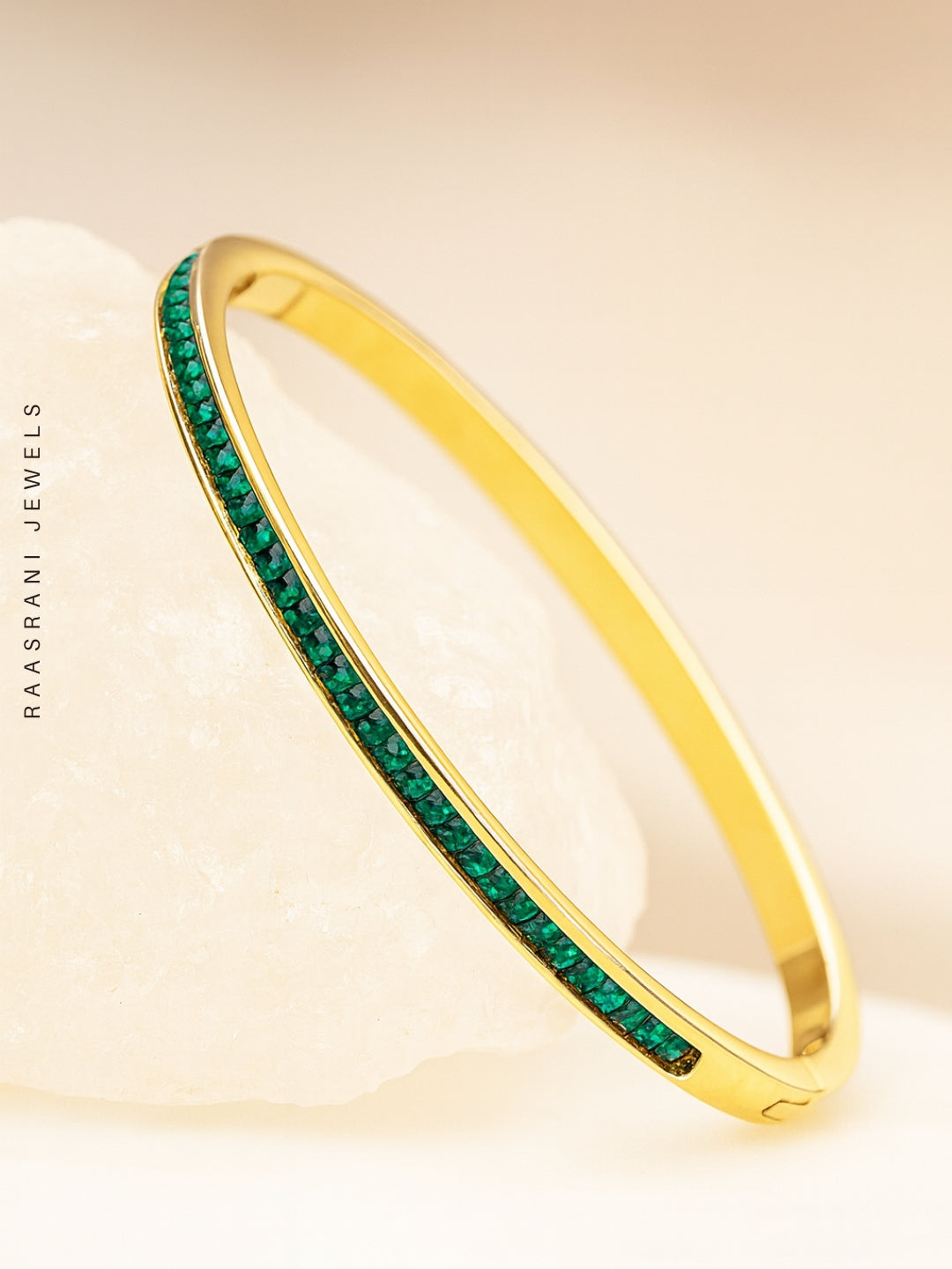 Green Stone Kada – 18K Gold Plated Emerald CZ Bracelet (Anti-Tarnish)