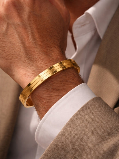 Ribbed Kada Bangle for Men, 18K Gold-Plated