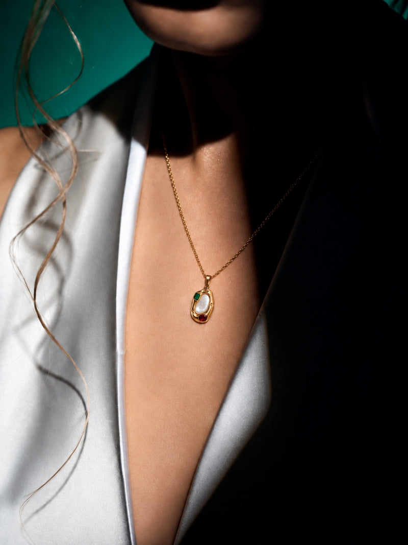 Stellina Crystal Solitaire Pendant Necklace