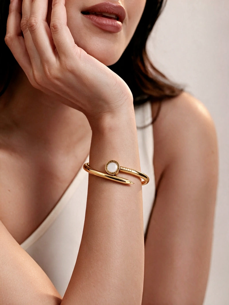 Chiave Mother-of-Pearl Nail  Bracelet
