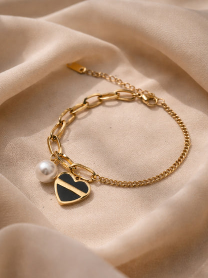 Black Heart Pearl Charm Bracelet – 18K Gold Plated Stainless Steel