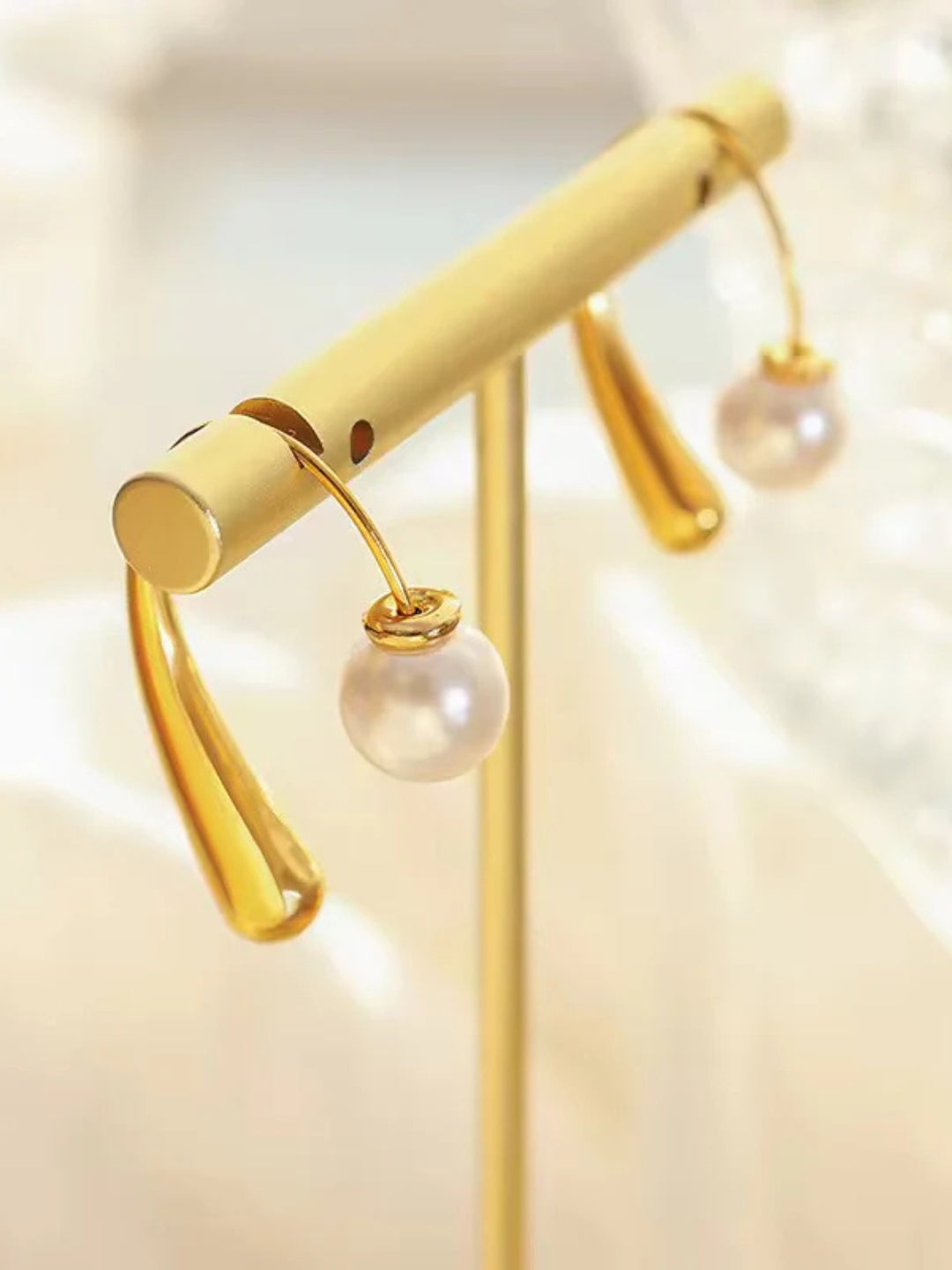Gold Pearl Stud Earrings – Dainty Everyday Minimal Jewelry