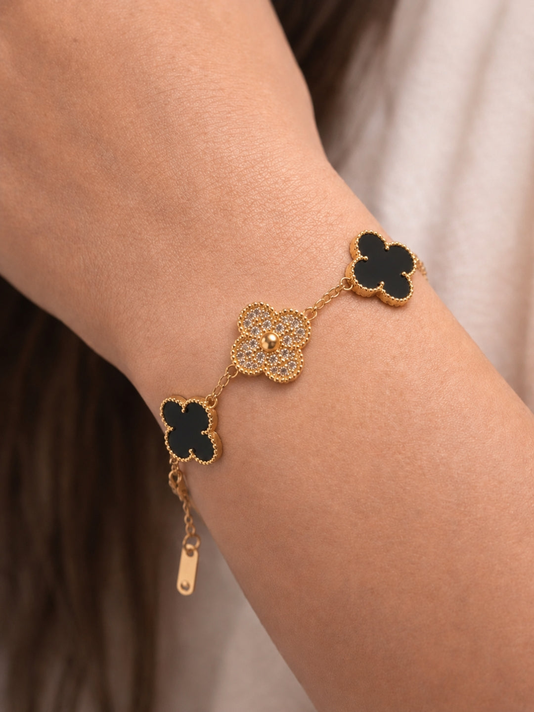 Éternité Quatrefoil Bracelet, 18K Gold-Plated - Black