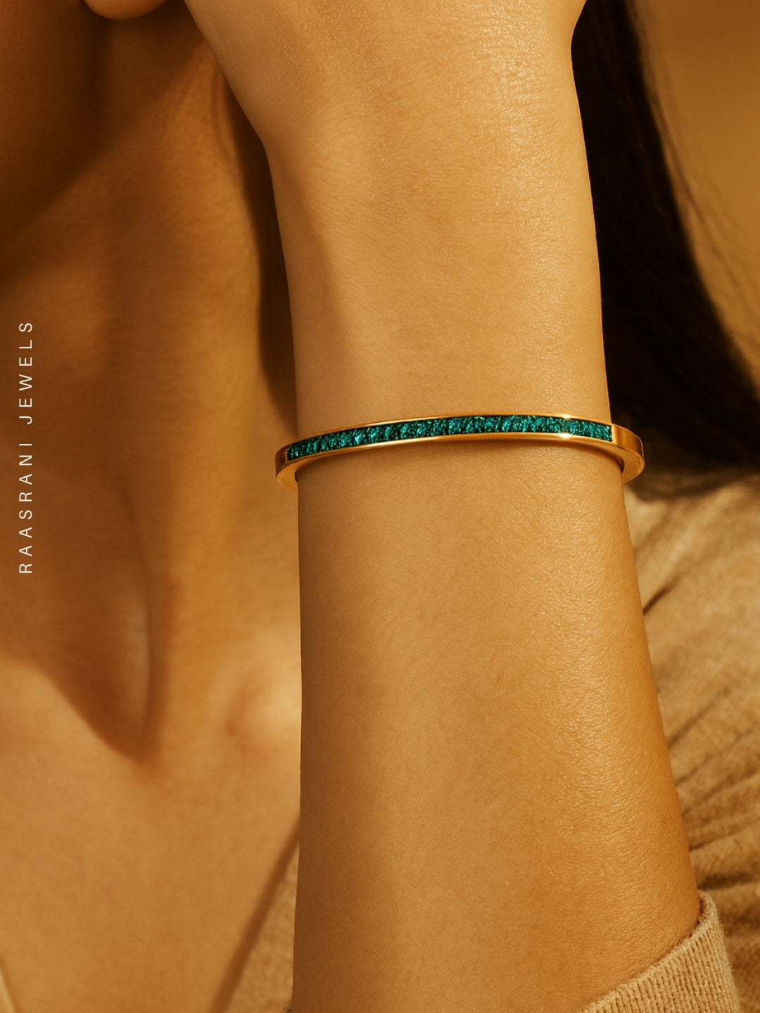 Green Stone Kada – 18K Gold Plated Emerald CZ Bracelet (Anti-Tarnish)