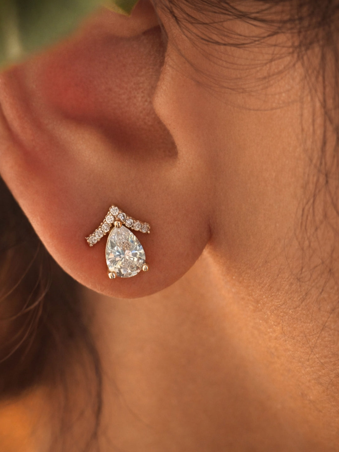 18K Rose Gold Teardrop V Stud Earrings – AD Sparkle