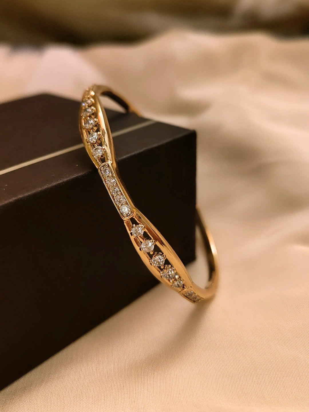 Twisted Sparkle Cuff | Rose Gold Ethnic Bracelet