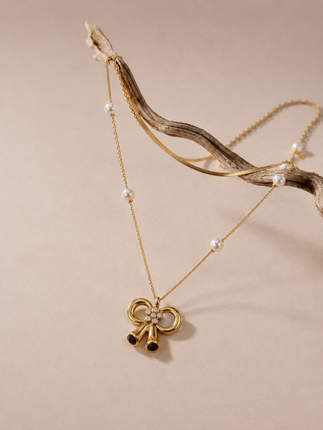 Bow & Pearl Layered Necklace Set