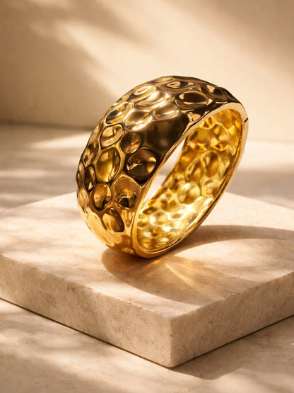 Sculptural Round Gold Cuff Bracelet – Anti Tarnish, Water Resistant