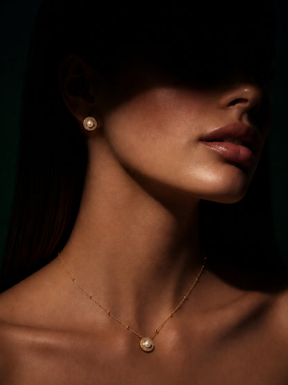 Perlina Pearl Medallion Necklace & Stud Earring Set, 18K Gold-Plated