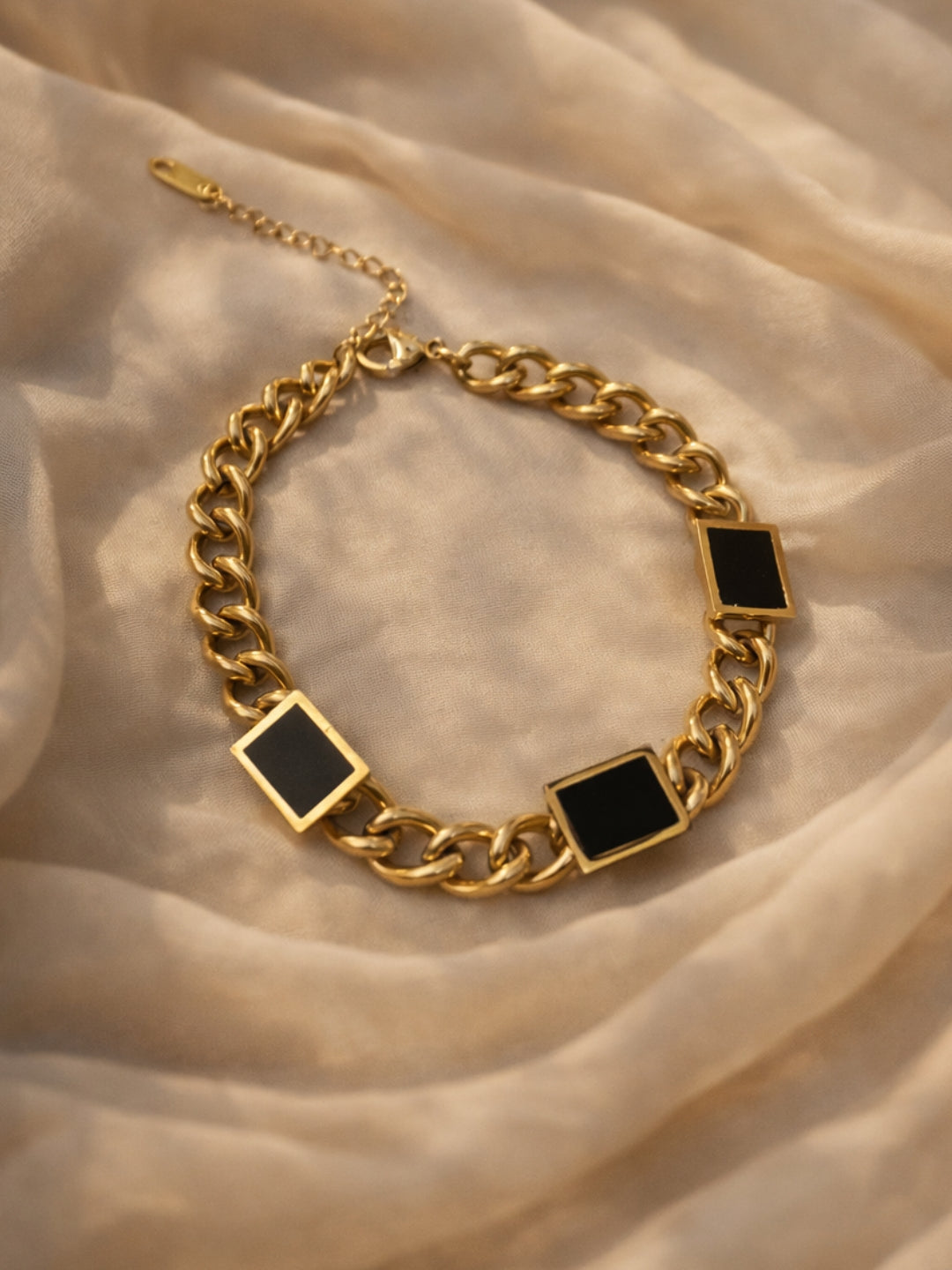 Black Onyx Cuban Chain Bracelet in 18K Gold | Anti Tarnish