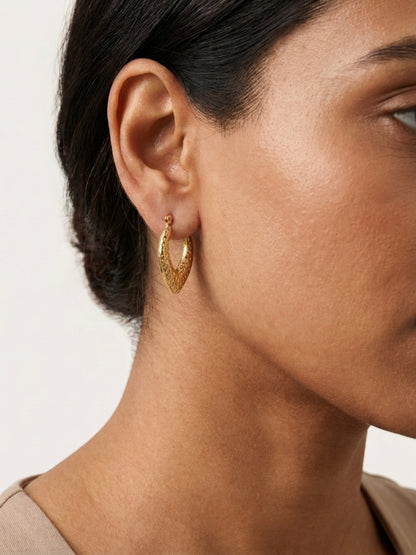 Kyra Gold Hoops – 18K Gold Plated Anti Tarnish Earrings