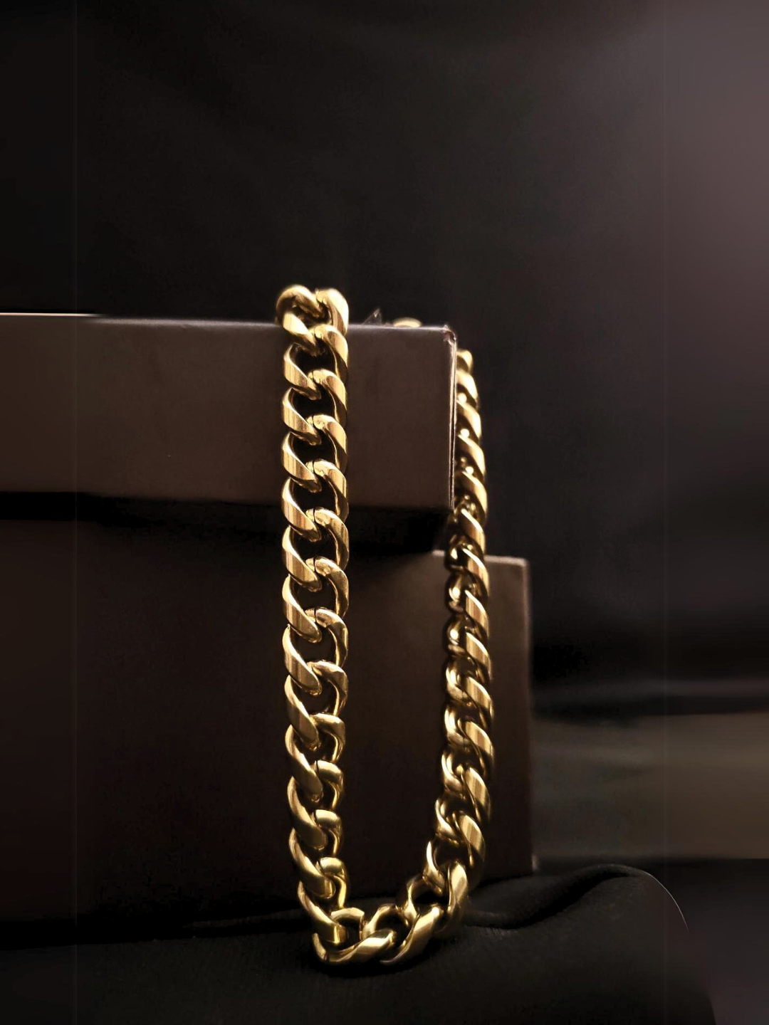Gold Cuban Chain Bracelet (Thin)