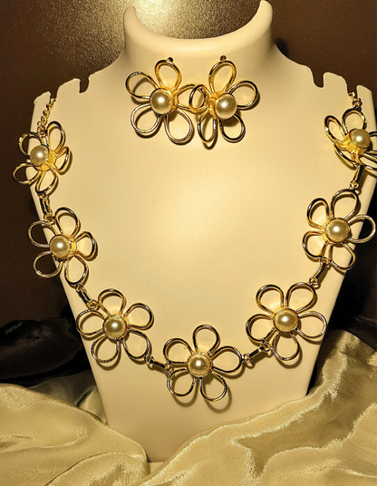 Floral Pearl Set