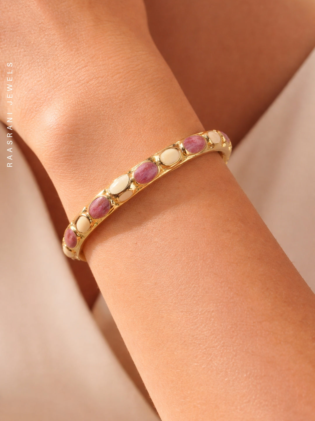 Mauve & Beige Bubble Enamel Gold Thin Bracelet