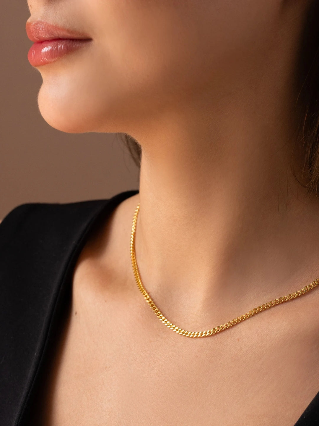 Cuban Style Slim Gold Chain – 18K Gold Plated Everyday Necklace