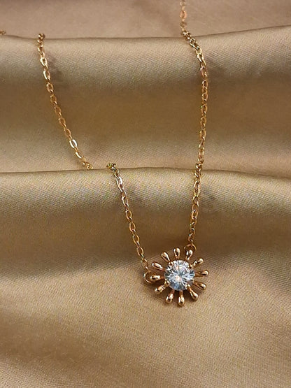 Soleil Radiant Sun Necklace – Rose Gold Plated | Waterproof & Hypoallergenic