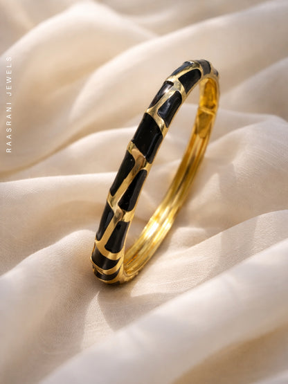 Black Quad Stripe Gold-Plated Thin Bracelet | Anti-Tarnish & Stackable