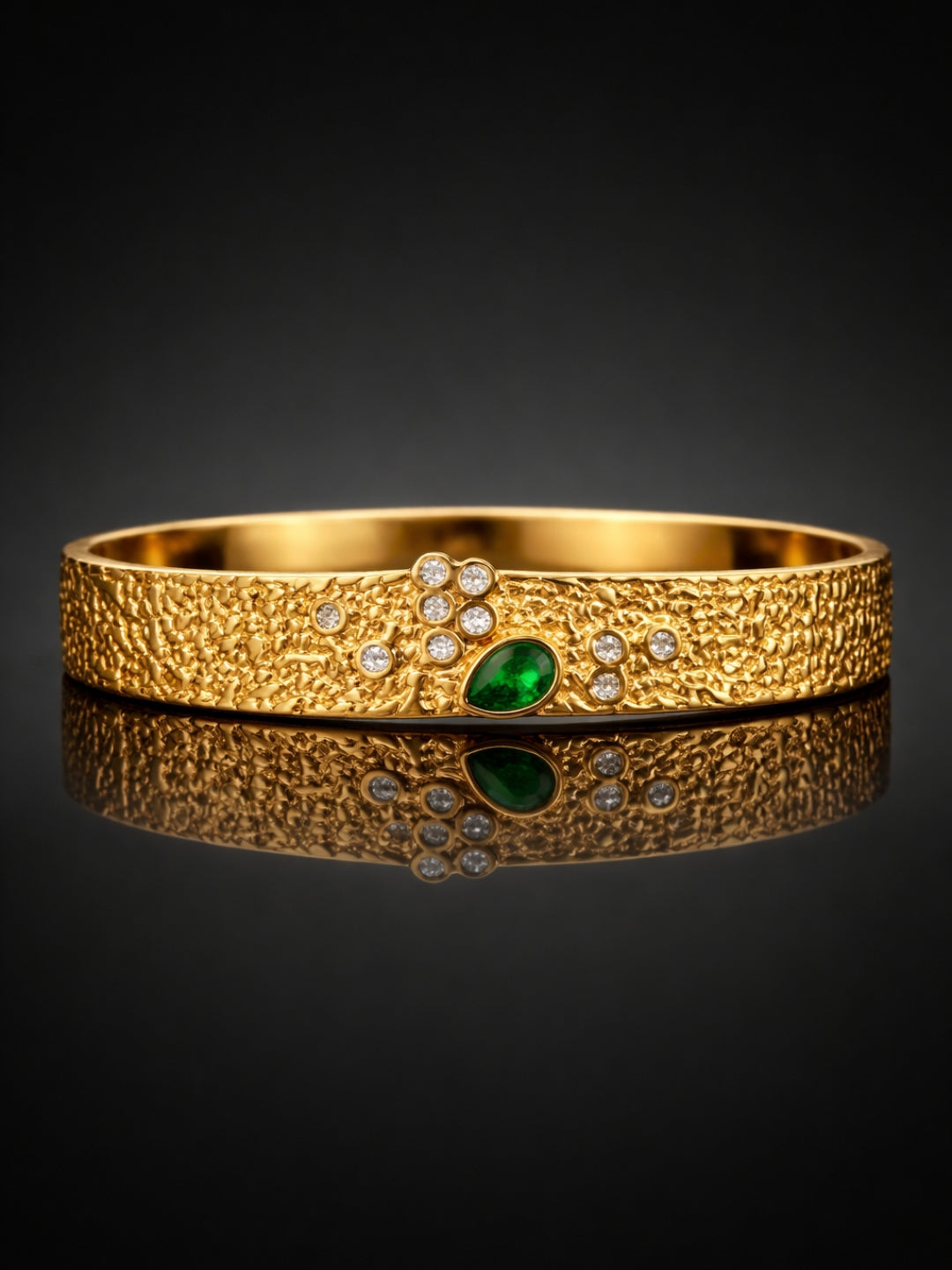 Emerald Luxe Textured Gold Bracelet with CZ | Anti Tarnish