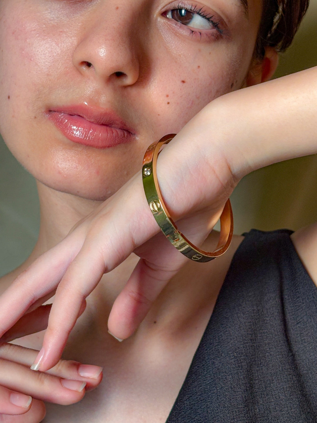 Classic Gold Lock Bangle – Designer-Inspired Statement Bracelet