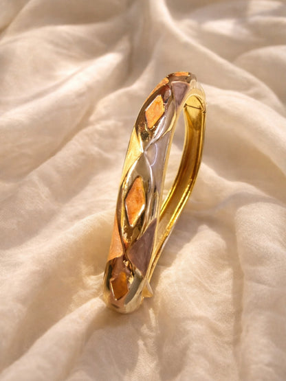 Shades of Beige Curve Bracelet – 18K Gold Plated Everyday Bracelet