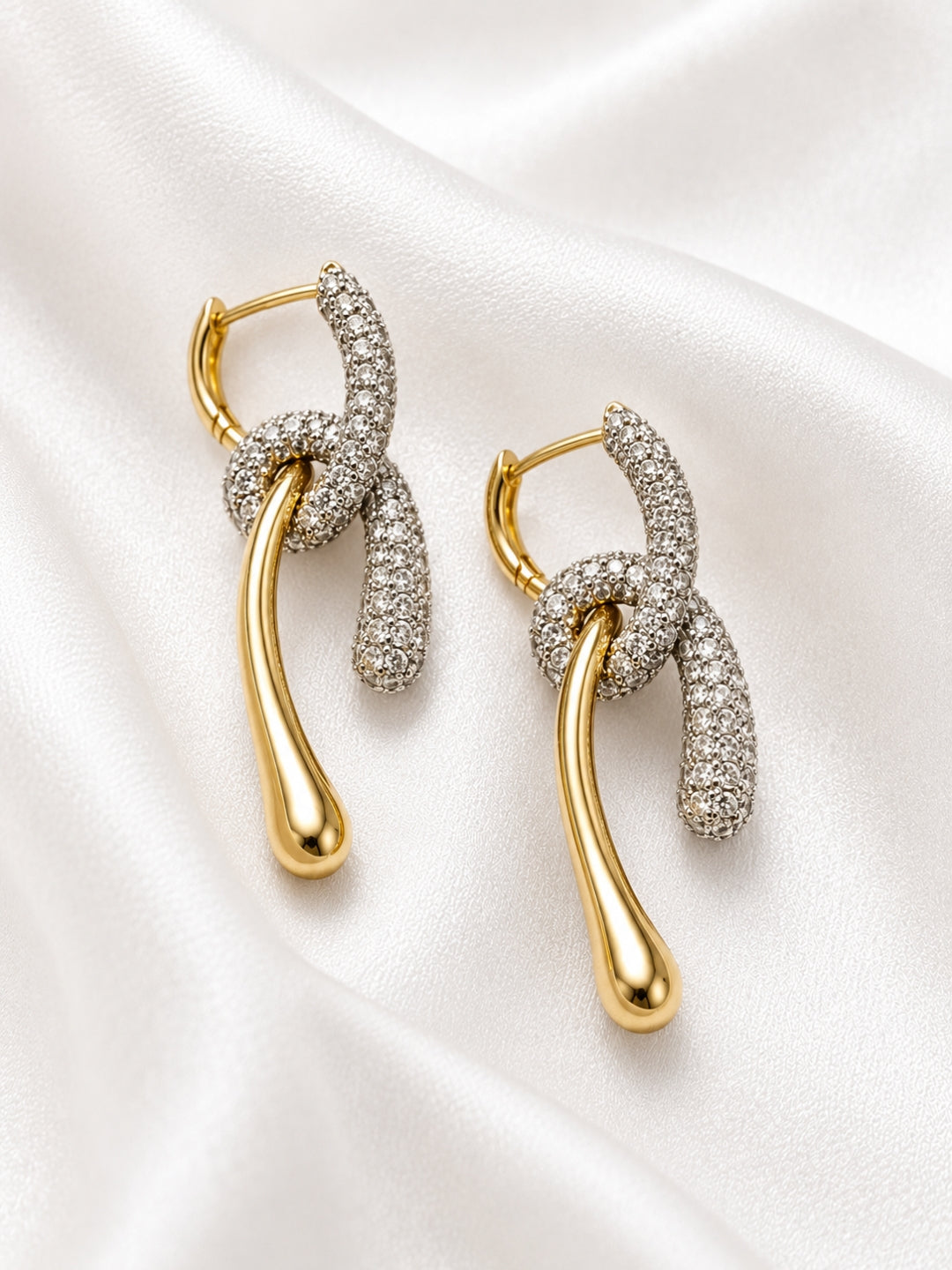 Nodo Two-Tone Knot Necklace & Earring Set, 18K Gold-Plated