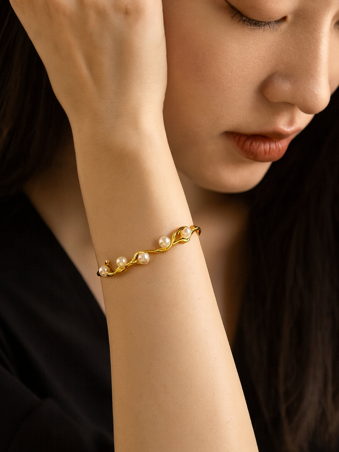 Pearl Sculptural Adjustable Cuff – 18K Gold | Anti-Tarnish Bracelet