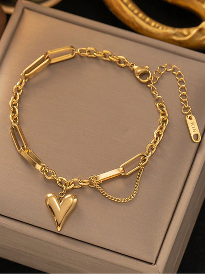 Heart Charm Linked Chain Bracelet – 18K Gold, Adjustable & Anti-Tarnish