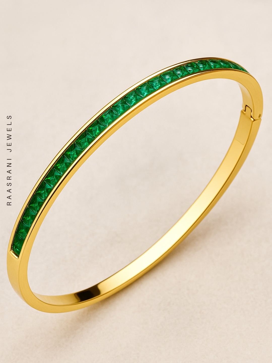 Green Stone Kada – 18K Gold Plated Emerald CZ Bracelet (Anti-Tarnish)