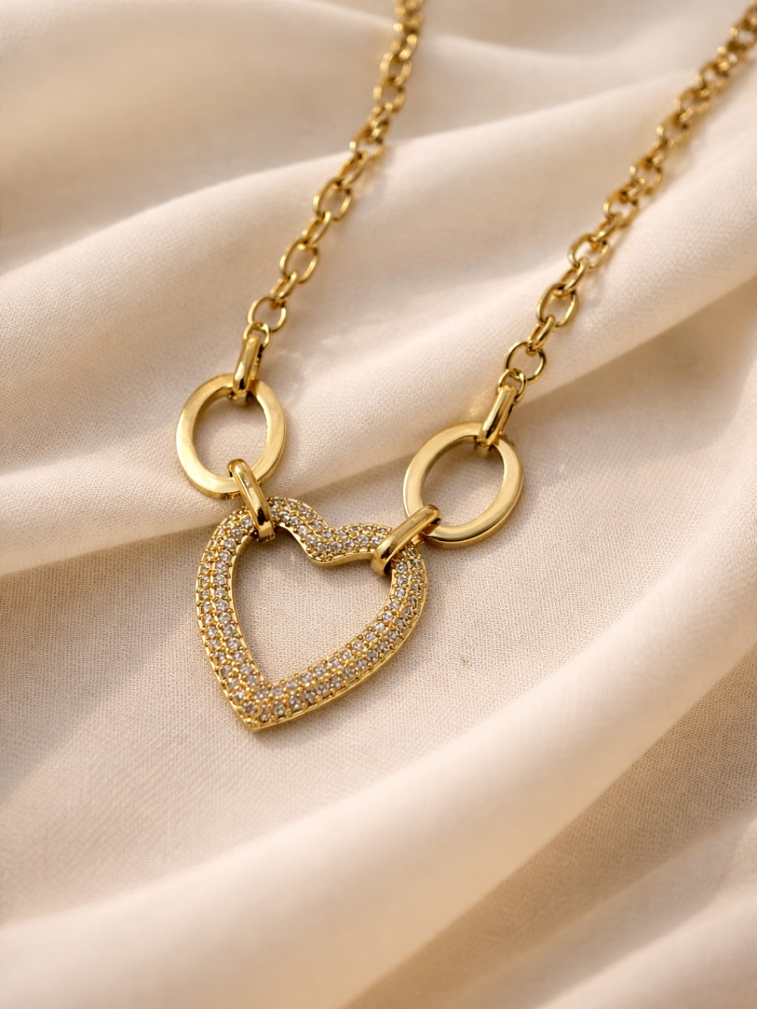 Heart Statement Linked Chain Necklace – 18K Gold Plated