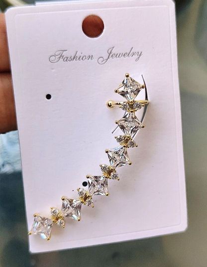 Inaya Single Ear Cuff