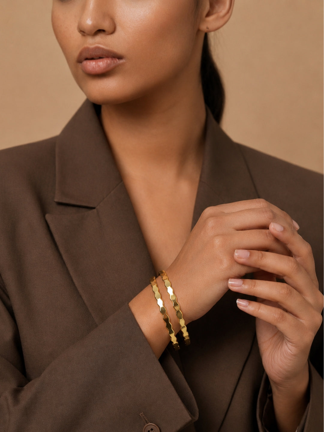 Wave Gold Bangles Pair (2.6) | 18K Gold Plated Stainless Steel