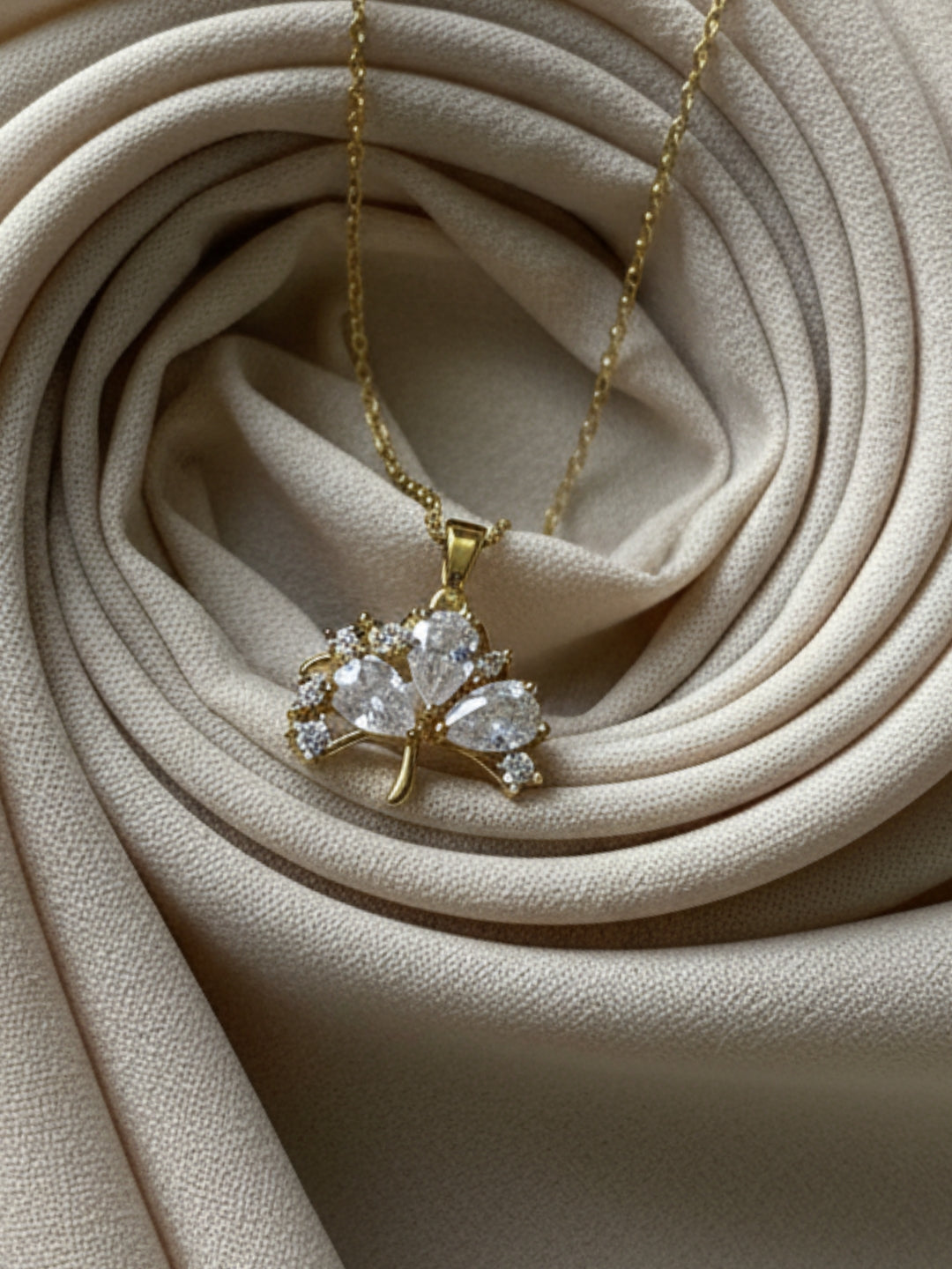 Multi-Stone Umbrella Pendant Necklace in 18K Gold | CZ Neckpiece