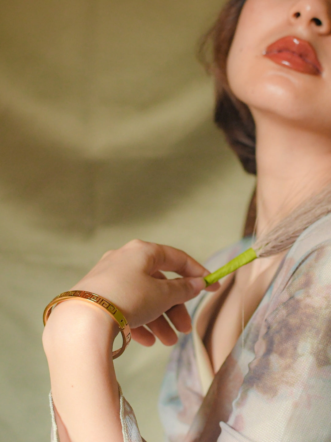 Mini Luxe 18K Gold Bracelet – Skin Friendly & Water Resistant