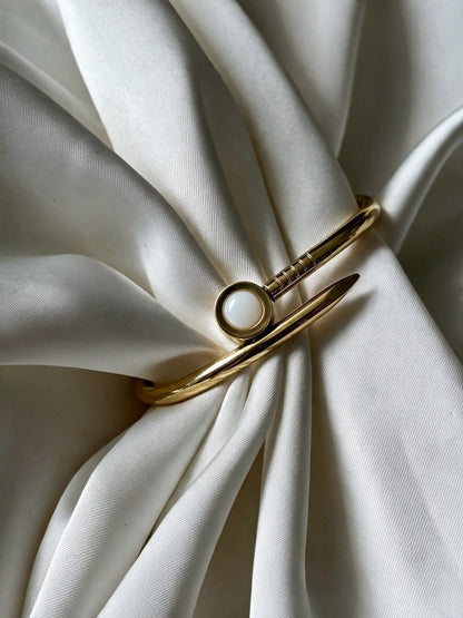 Chiave Mother-of-Pearl Nail  Bracelet