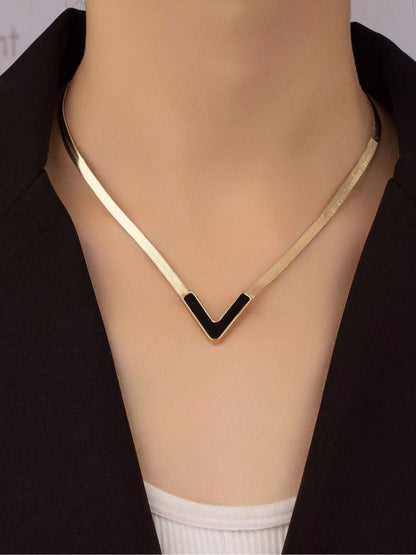 Black V Neckpiece – 18K Gold Plated Black Onyx Necklace (Anti-Tarnish)