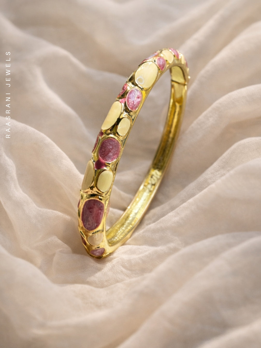 Mauve & Beige Bubble Enamel Gold Thin Bracelet