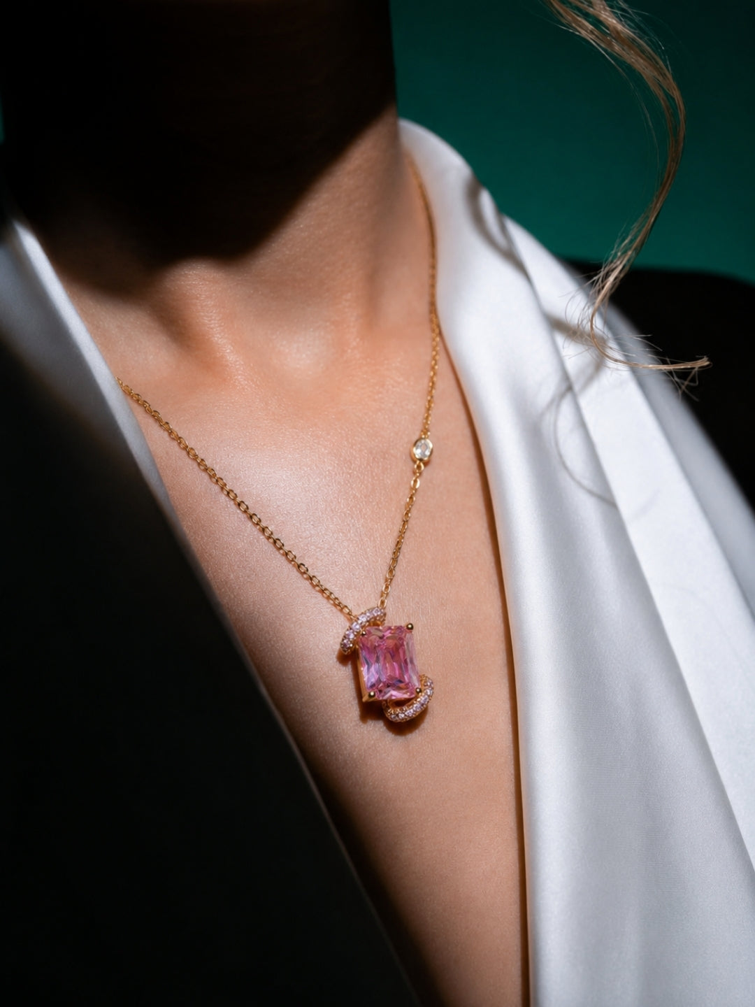 Amelie Amethyst Crystal Pendant Set — 18K Gold Plated