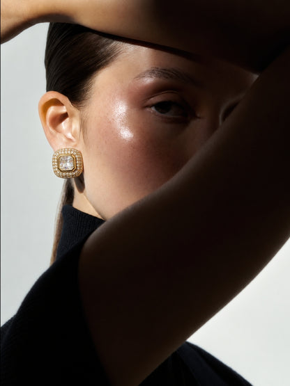 Charlotte Cushion-Cut Crystal Halo Set — 18K Gold Plated with Austrian Crystal