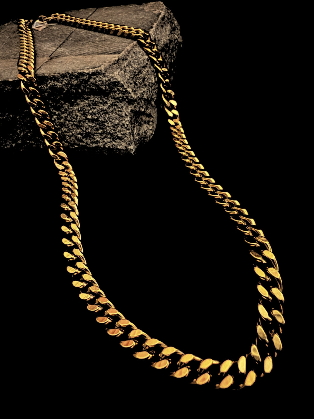 18K Gold Cuban Link Chain for Men – 8mm Stainless Steel Necklace 22 Inch